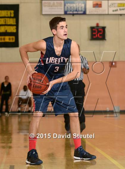 Thumbnail 2 in Liberty Christian vs. Paradise Adventist Academy (CIF NS D6 Final) photogallery.