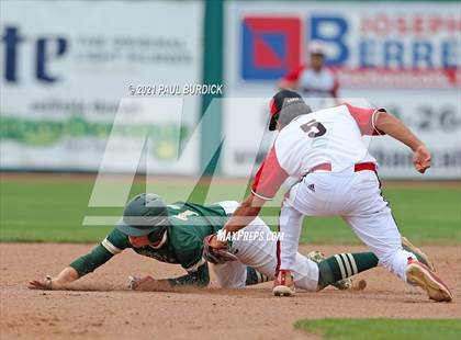 Thumbnail 1 in New Castle vs. Wyoming Area (PIAA 4A Championship) photogallery.