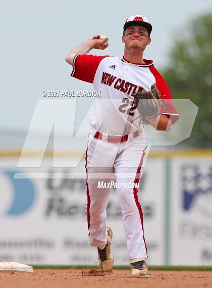 Thumbnail 3 in New Castle vs. Wyoming Area (PIAA 4A Championship) photogallery.