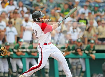 Thumbnail 2 in New Castle vs. Wyoming Area (PIAA 4A Championship) photogallery.