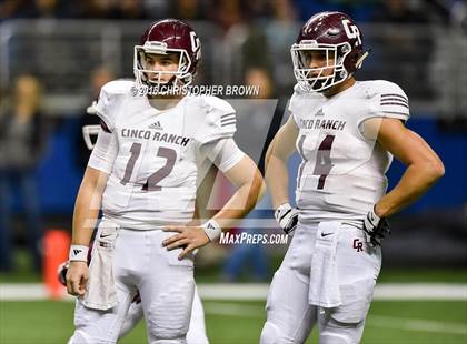 Thumbnail 1 in Cinco Ranch vs Steele (UIL 6A Division 2 Semifinal) photogallery.