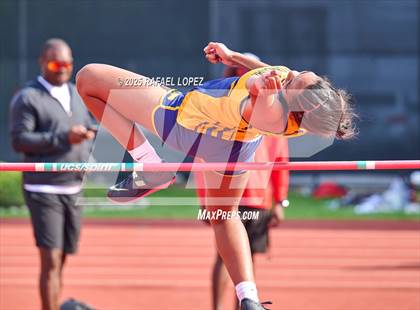 Thumbnail 2 in Eagle No Tax Relays (High Jump) photogallery.