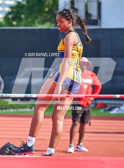 Thumbnail 2 in Eagle No Tax Relays (High Jump) photogallery.