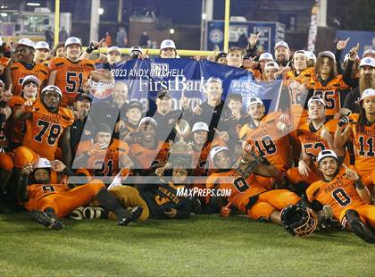 Thumbnail 2 in McKenzie vs South Pittsburg (TSSAA Division I 1A Final) photogallery.
