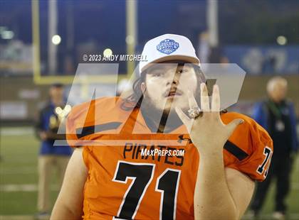 Thumbnail 2 in McKenzie vs South Pittsburg (TSSAA Division I 1A Final) photogallery.