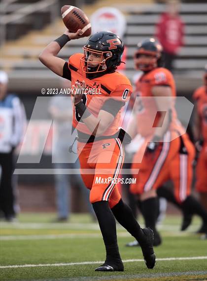 Thumbnail 1 in McKenzie vs South Pittsburg (TSSAA Division I 1A Final) photogallery.