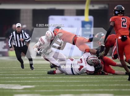 Thumbnail 3 in McKenzie vs South Pittsburg (TSSAA Division I 1A Final) photogallery.