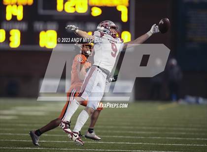 Thumbnail 2 in McKenzie vs South Pittsburg (TSSAA Division I 1A Final) photogallery.