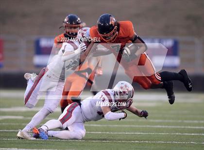 Thumbnail 3 in McKenzie vs South Pittsburg (TSSAA Division I 1A Final) photogallery.