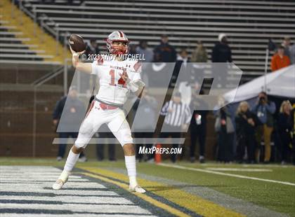 Thumbnail 2 in McKenzie vs South Pittsburg (TSSAA Division I 1A Final) photogallery.