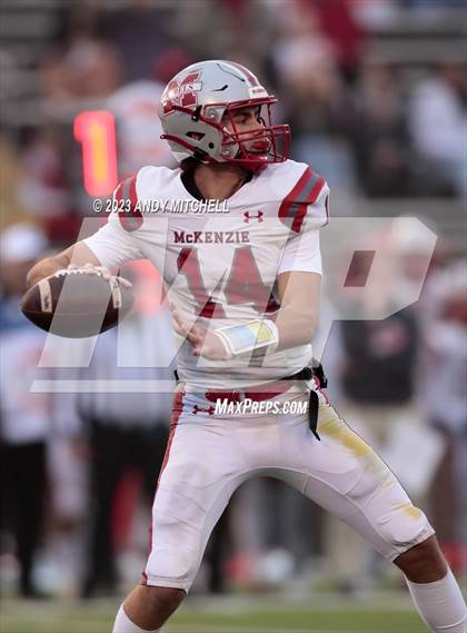 Thumbnail 3 in McKenzie vs South Pittsburg (TSSAA Division I 1A Final) photogallery.