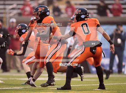 Thumbnail 3 in McKenzie vs South Pittsburg (TSSAA Division I 1A Final) photogallery.