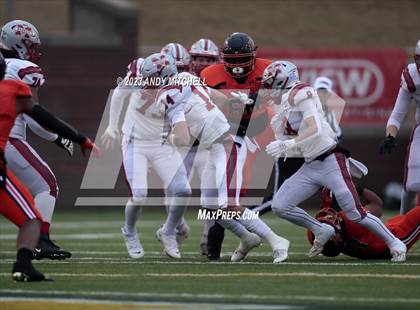 Thumbnail 1 in McKenzie vs South Pittsburg (TSSAA Division I 1A Final) photogallery.