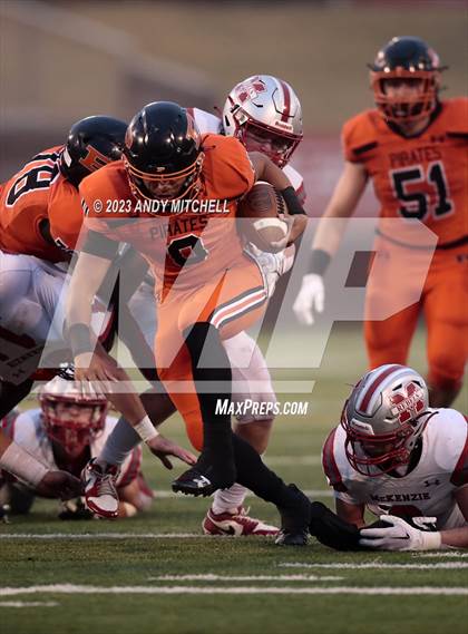 Thumbnail 1 in McKenzie vs South Pittsburg (TSSAA Division I 1A Final) photogallery.