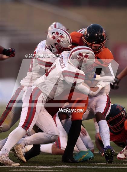 Thumbnail 3 in McKenzie vs South Pittsburg (TSSAA Division I 1A Final) photogallery.