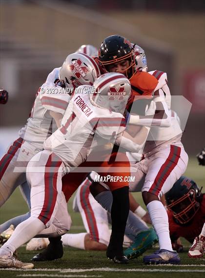 Thumbnail 2 in McKenzie vs South Pittsburg (TSSAA Division I 1A Final) photogallery.