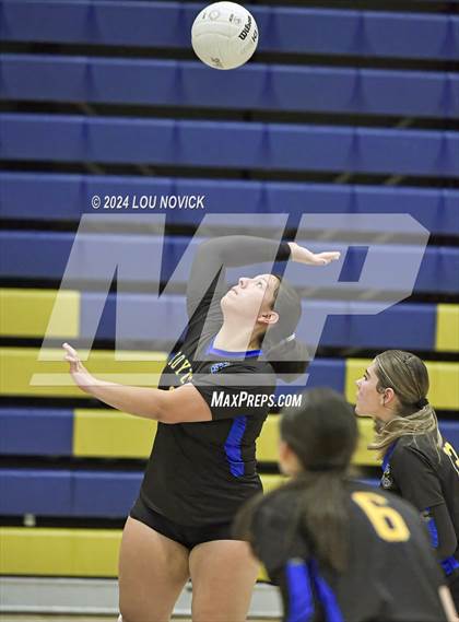 Thumbnail 3 in Valencia vs Cottonwood Classical Prep (Tournament of Champions at Santa Fe High) photogallery.