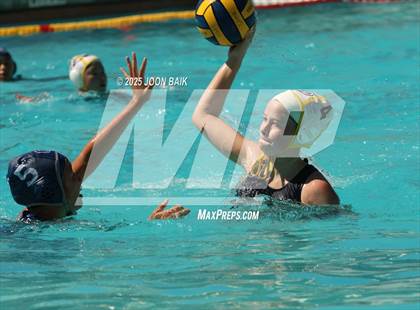 Thumbnail 1 in JV: Carlmont vs Lick-Wilmerding (Battle of the Bay) photogallery.