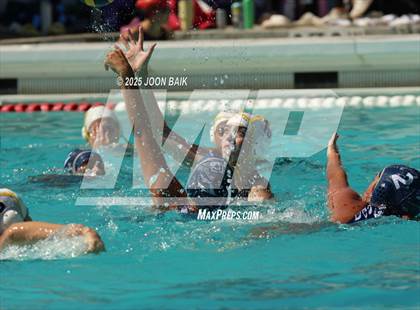 Thumbnail 1 in JV: Carlmont vs Lick-Wilmerding (Battle of the Bay) photogallery.