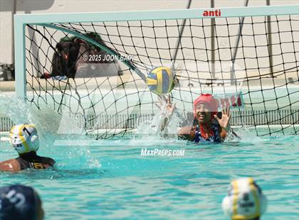 Thumbnail 2 in JV: Carlmont vs Lick-Wilmerding (Battle of the Bay) photogallery.