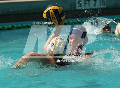 Thumbnail 1 in JV: Carlmont vs Lick-Wilmerding (Battle of the Bay) photogallery.