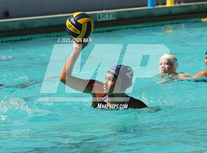 Thumbnail 2 in JV: Carlmont vs Lick-Wilmerding (Battle of the Bay) photogallery.