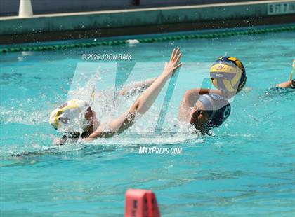 Thumbnail 2 in JV: Carlmont vs Lick-Wilmerding (Battle of the Bay) photogallery.