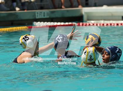 Thumbnail 2 in JV: Carlmont vs Lick-Wilmerding (Battle of the Bay) photogallery.