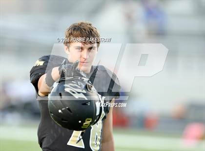 Thumbnail 2 in Krum vs. Pleasant Grove photogallery.