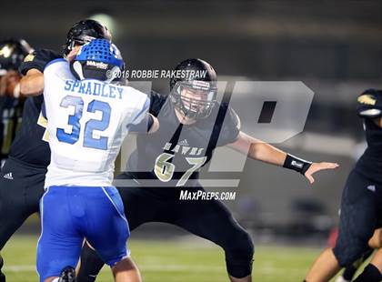 Thumbnail 3 in Krum vs. Pleasant Grove photogallery.