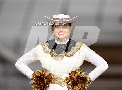 Thumbnail 2 in Krum vs. Pleasant Grove photogallery.