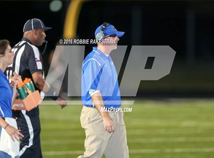 Thumbnail 2 in Krum vs. Pleasant Grove photogallery.