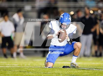 Thumbnail 3 in Krum vs. Pleasant Grove photogallery.