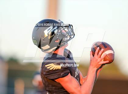 Thumbnail 3 in Krum vs. Pleasant Grove photogallery.