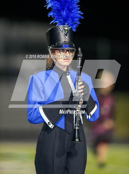 Thumbnail 2 in Krum vs. Pleasant Grove photogallery.