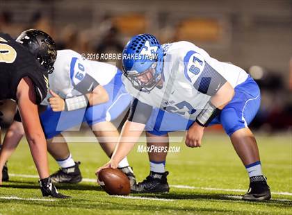 Thumbnail 2 in Krum vs. Pleasant Grove photogallery.