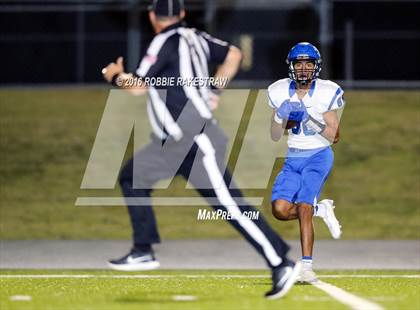 Thumbnail 3 in Krum vs. Pleasant Grove photogallery.