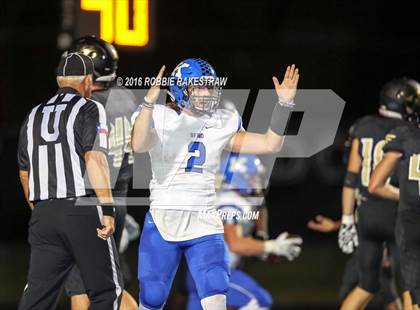 Thumbnail 3 in Krum vs. Pleasant Grove photogallery.