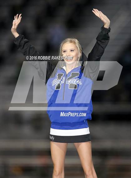 Thumbnail 2 in Krum vs. Pleasant Grove photogallery.
