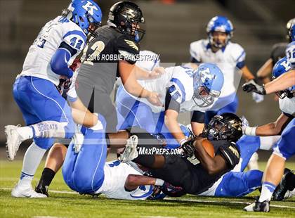 Thumbnail 2 in Krum vs. Pleasant Grove photogallery.
