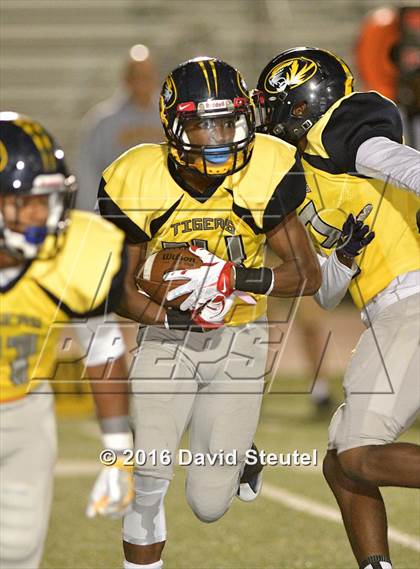 Thumbnail 1 in American Canyon @ Inderkum photogallery.