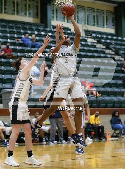 Thumbnail 1 in La Marque vs. Danbury photogallery.