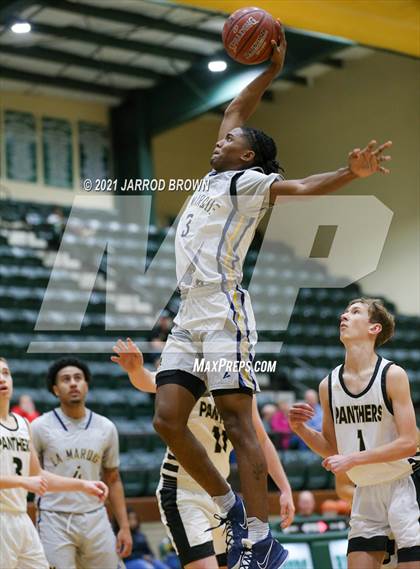 Thumbnail 2 in La Marque vs. Danbury photogallery.