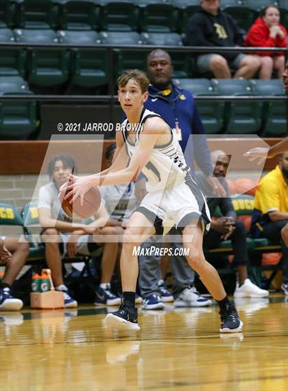Thumbnail 2 in La Marque vs. Danbury photogallery.
