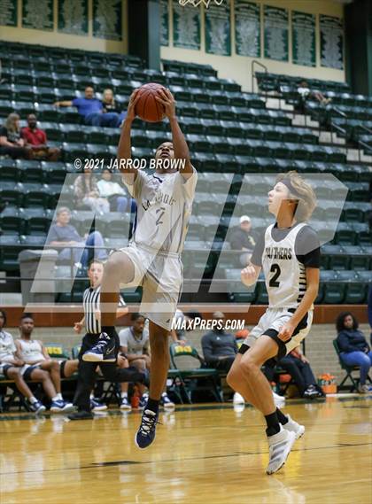Thumbnail 3 in La Marque vs. Danbury photogallery.