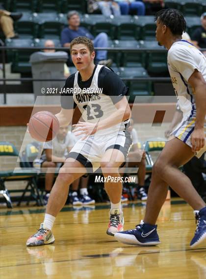 Thumbnail 3 in La Marque vs. Danbury photogallery.