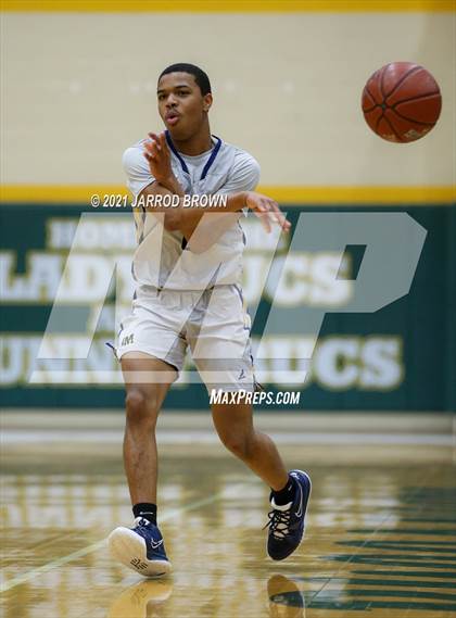 Thumbnail 1 in La Marque vs. Danbury photogallery.