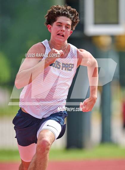 Thumbnail 2 in Northland Christian Relays (200M) photogallery.