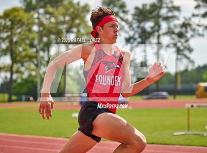 Thumbnail 3 in Northland Christian Relays (200M) photogallery.