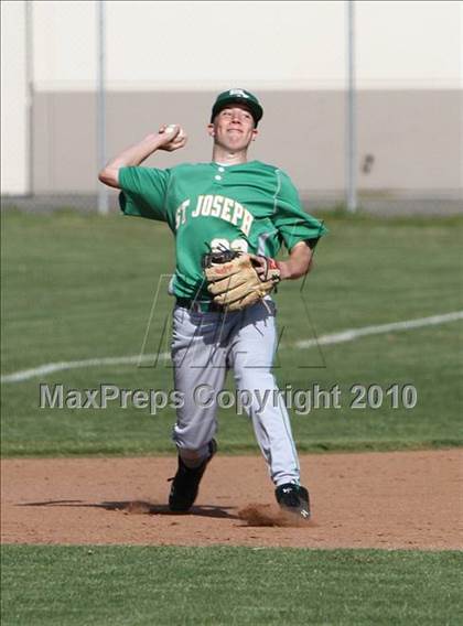 Thumbnail 3 in St. Joseph @ Santa Maria photogallery.